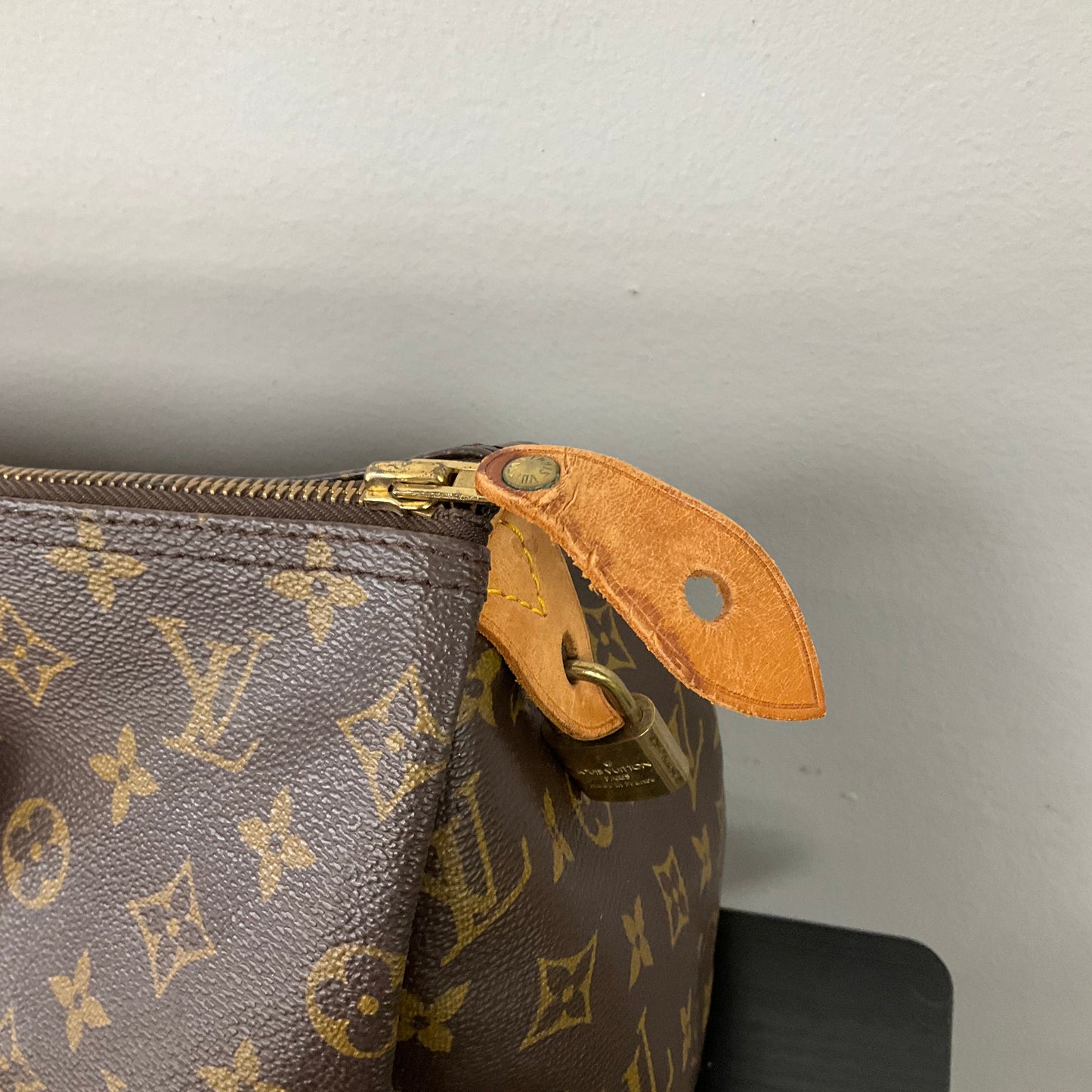 Handbag Luxury Designer By Louis Vuitton In Bronze, Size:Large
