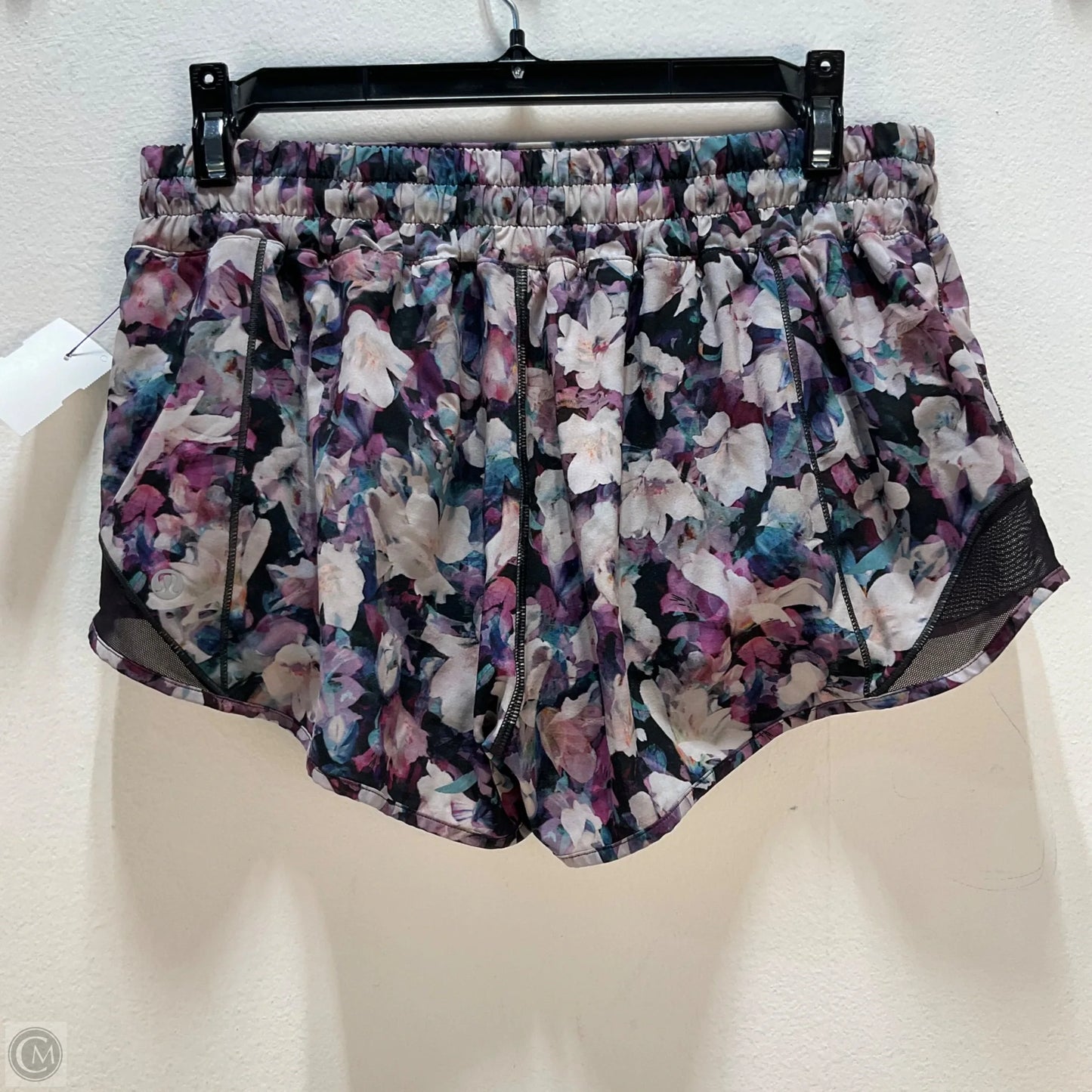 Athletic Shorts By Lululemon In Floral Print, Size: 8