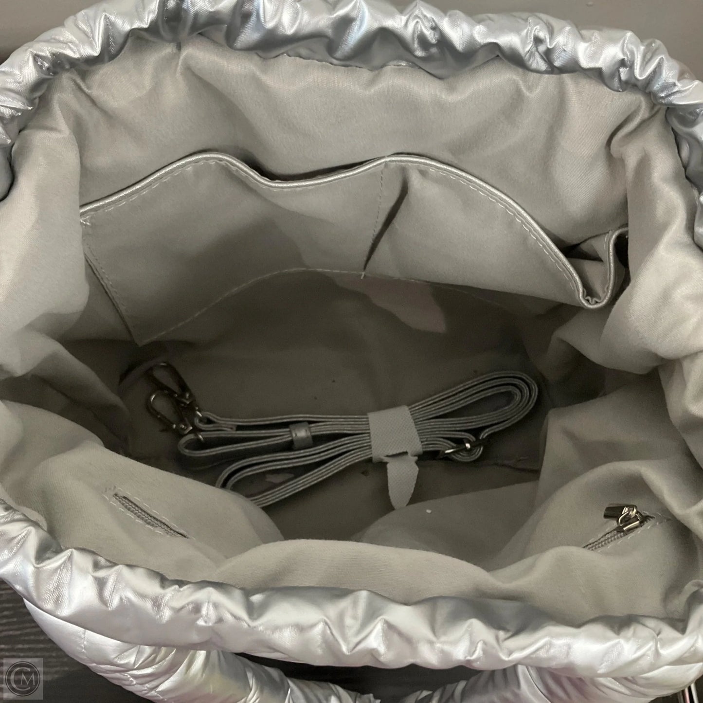 Handbag By Clothes Mentor, Size: Medium