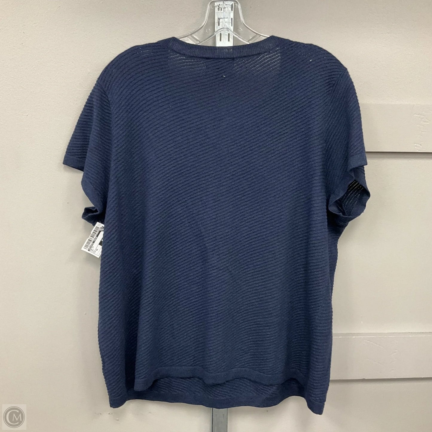 Top Short Sleeve By Universal Thread In Navy, Size: 1x
