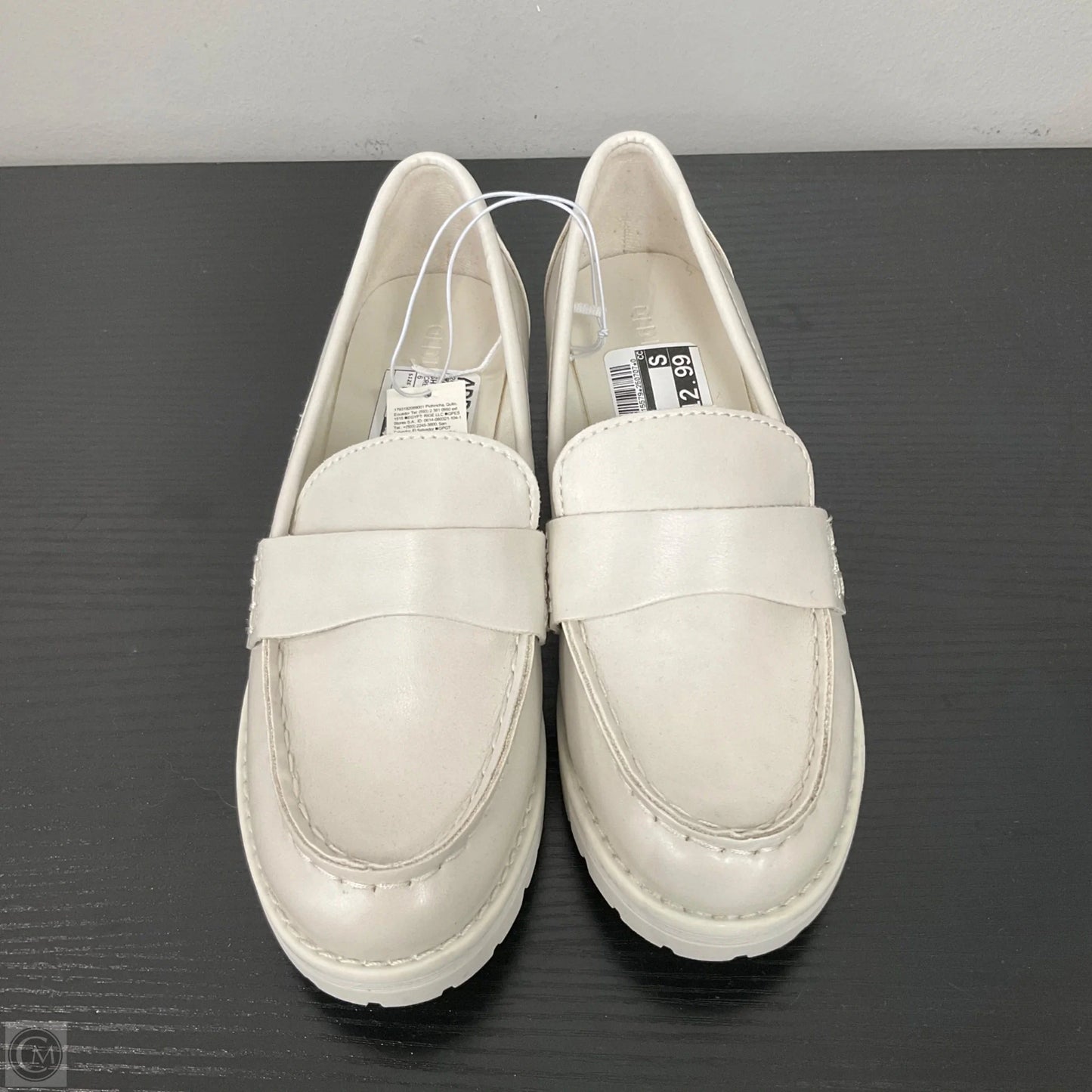 Shoes Flats By Old Navy In Cream, Size: 6
