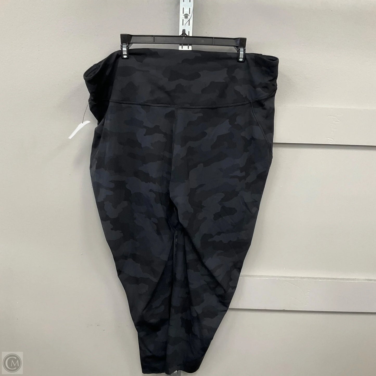 Athletic Leggings Capris By Lululemon In Black, Size: 20