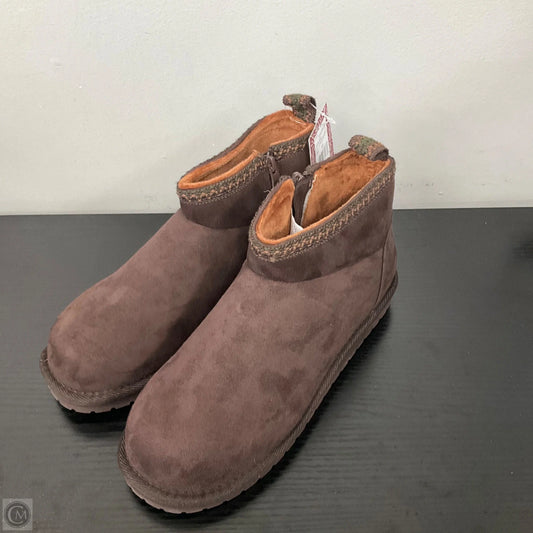Boots Snow By Muk Luks In Brown, Size: 9