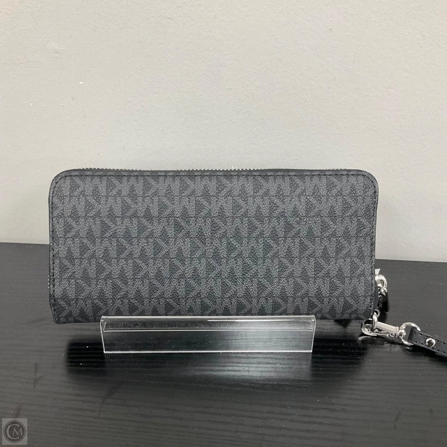 Wristlet Designer By Michael Kors, Size: Large