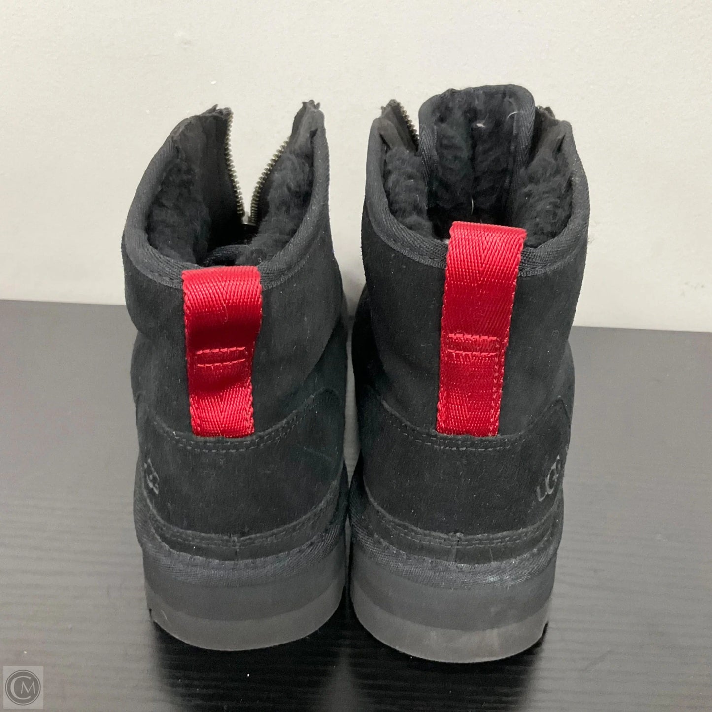 Boots Designer By Ugg In Black, Size: 8