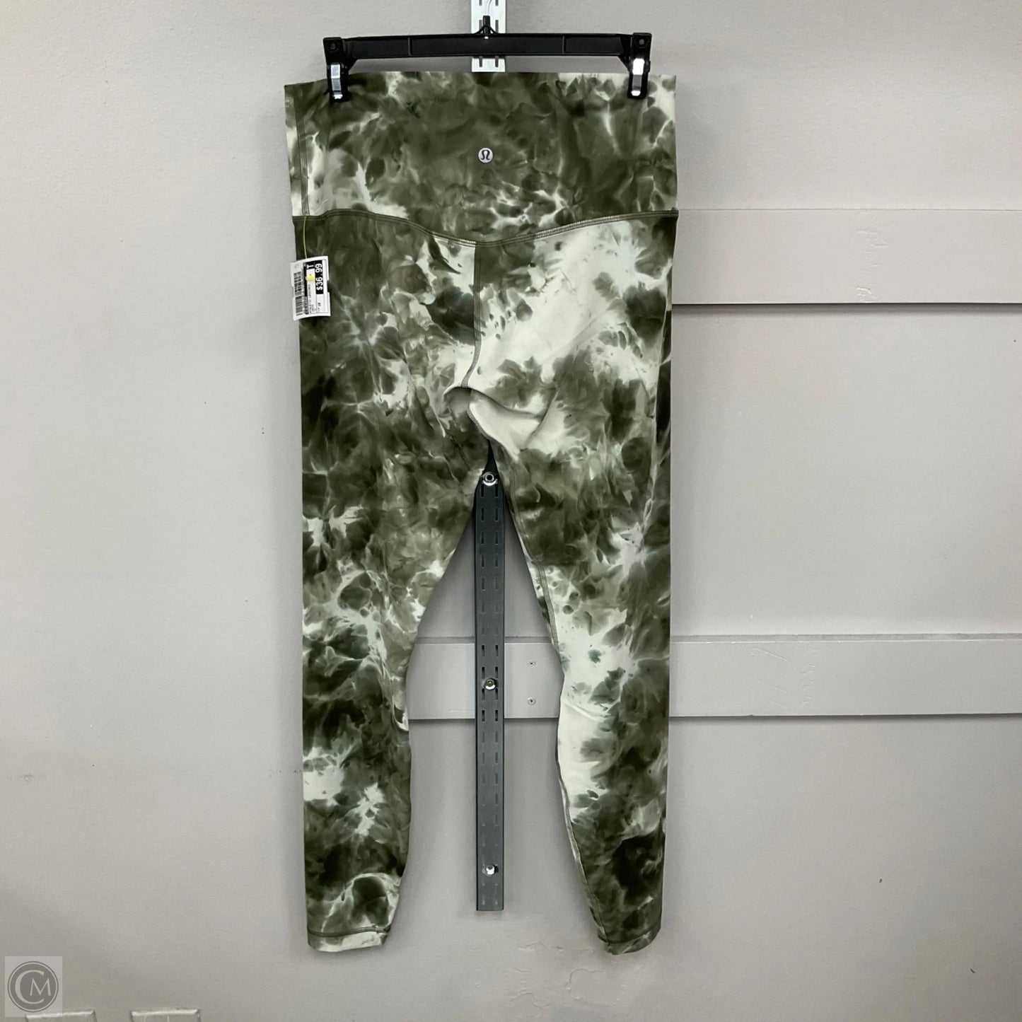 Athletic Leggings By Lululemon In Green, Size: 10