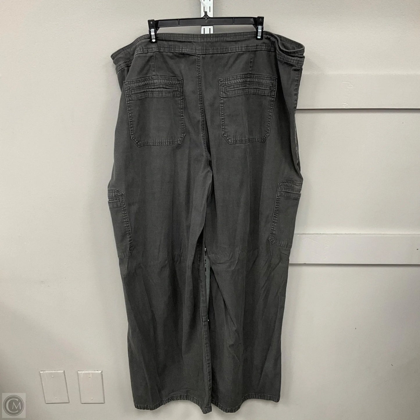 Pants Cargo & Utility By Arula In Black, Size: 20