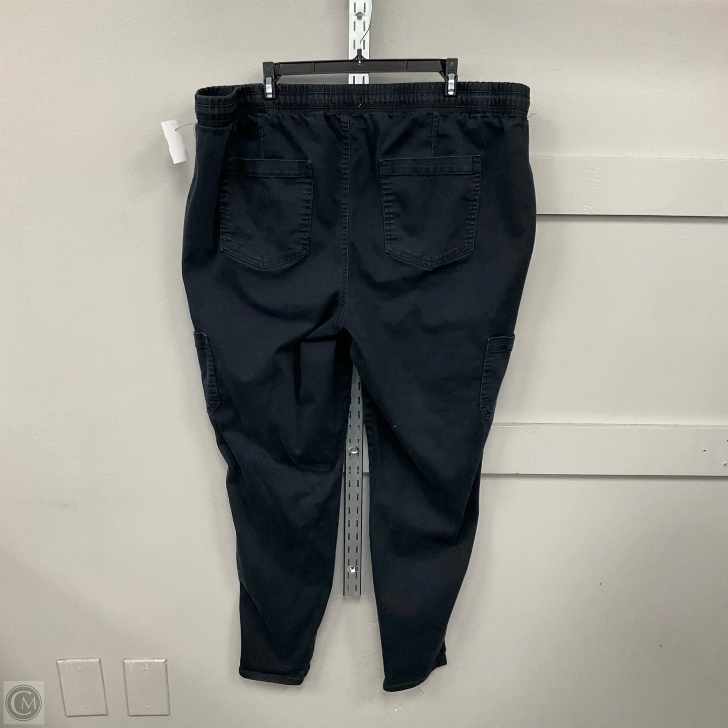 Pants Cargo & Utility By Maurices In Black, Size: 2x