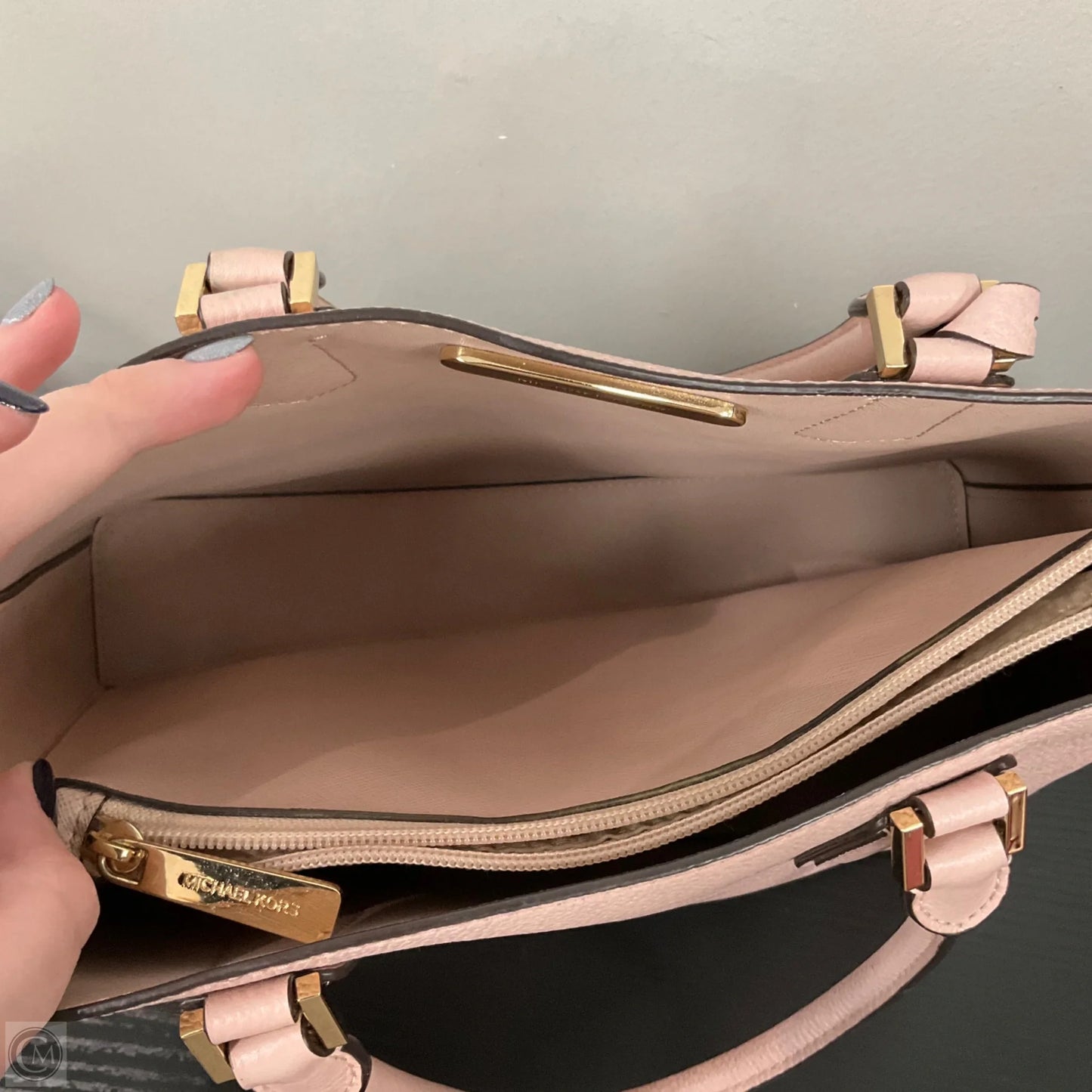 Handbag Designer By Michael Kors, Size: Medium