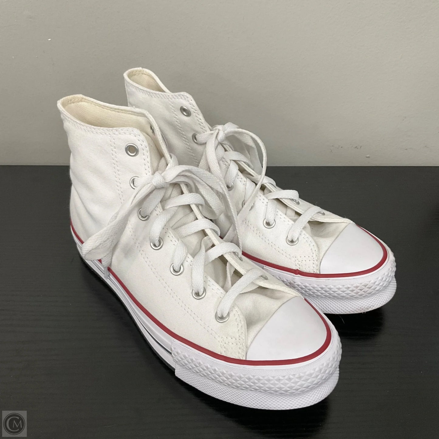 Shoes Sneakers By Converse In White, Size: 6