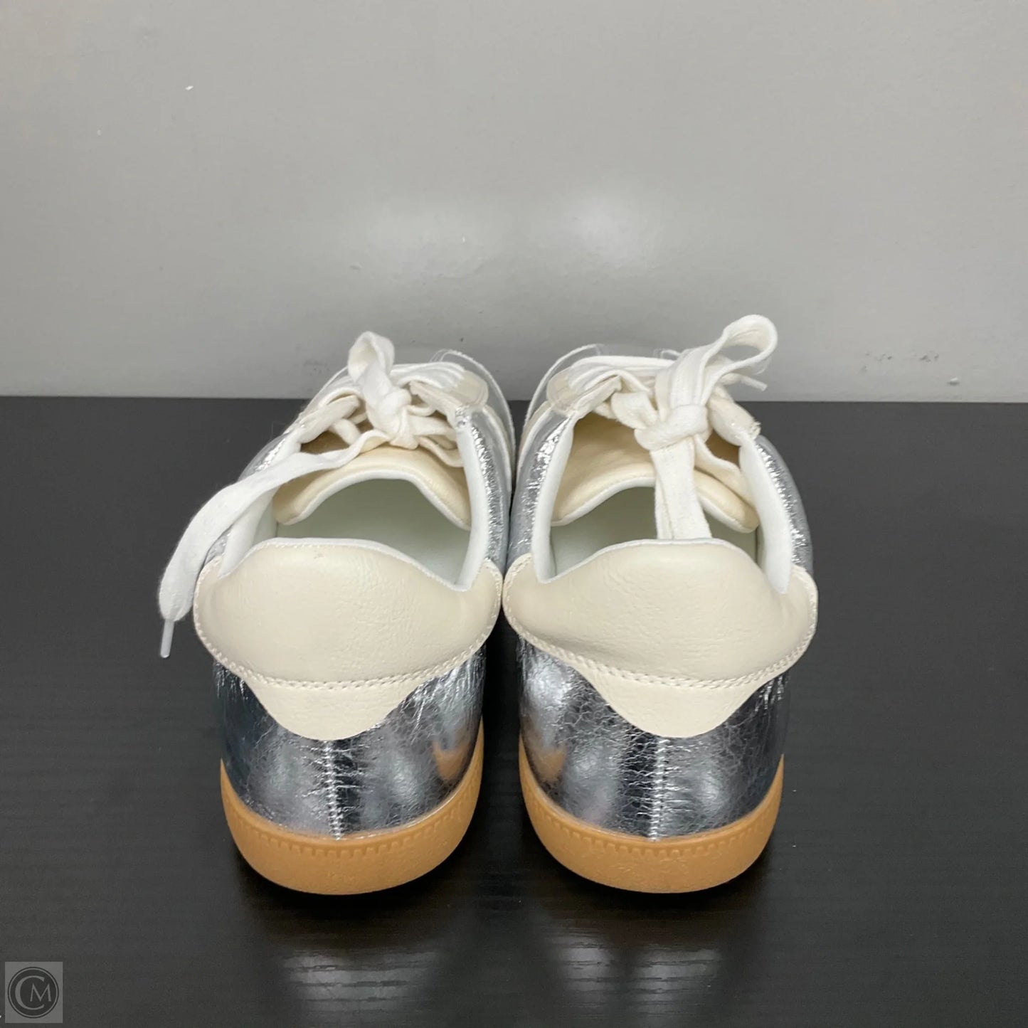 Shoes Sneakers By Mia In Silver, Size: 7.5