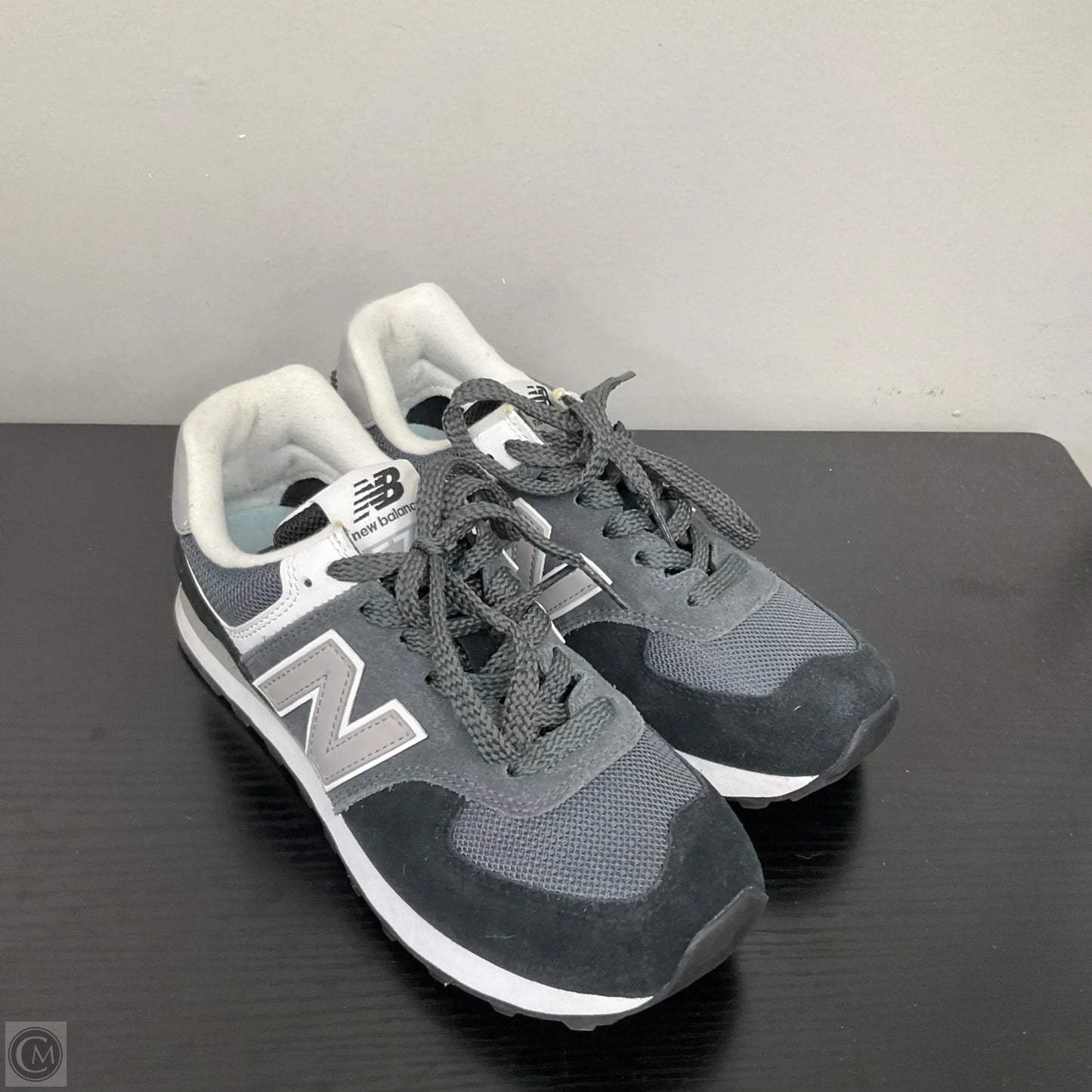 Shoes Sneakers By New Balance In Black & Grey, Size: 7.5