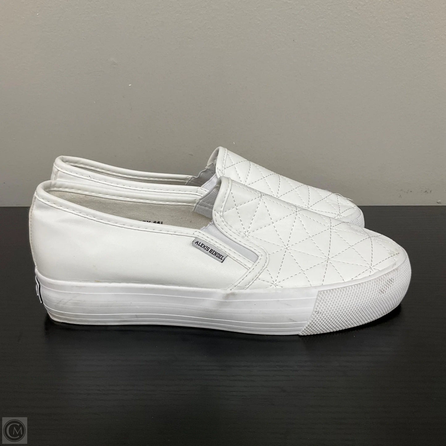 Shoes Sneakers By Alexis Bendel In White, Size: 8
