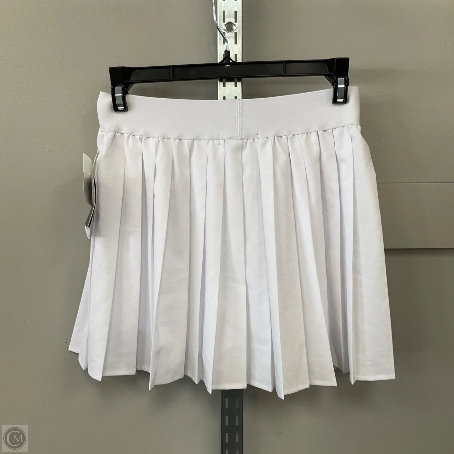 Athletic Skirt By Clothes Mentor In White, Size: S