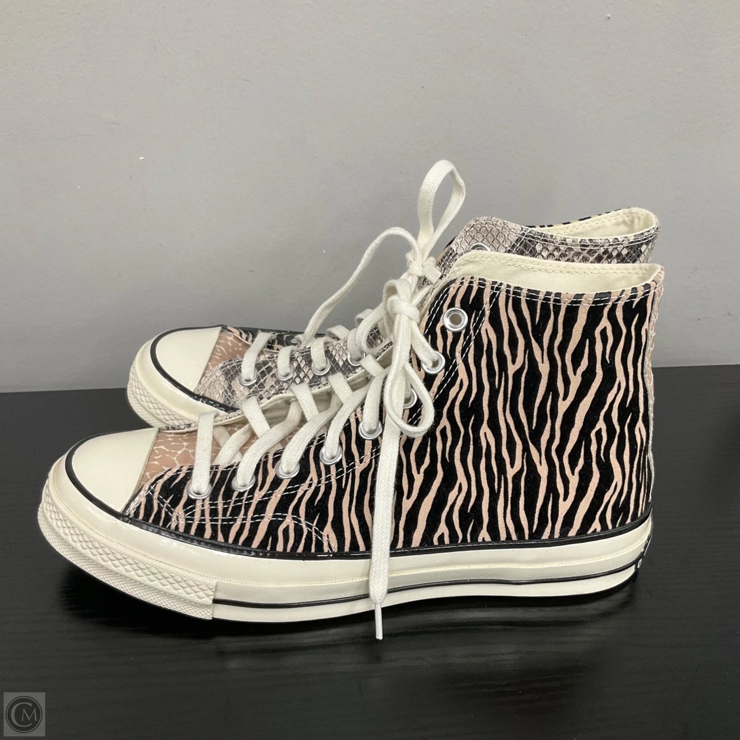 Shoes Flats By Converse In Animal Print, Size: 10.5