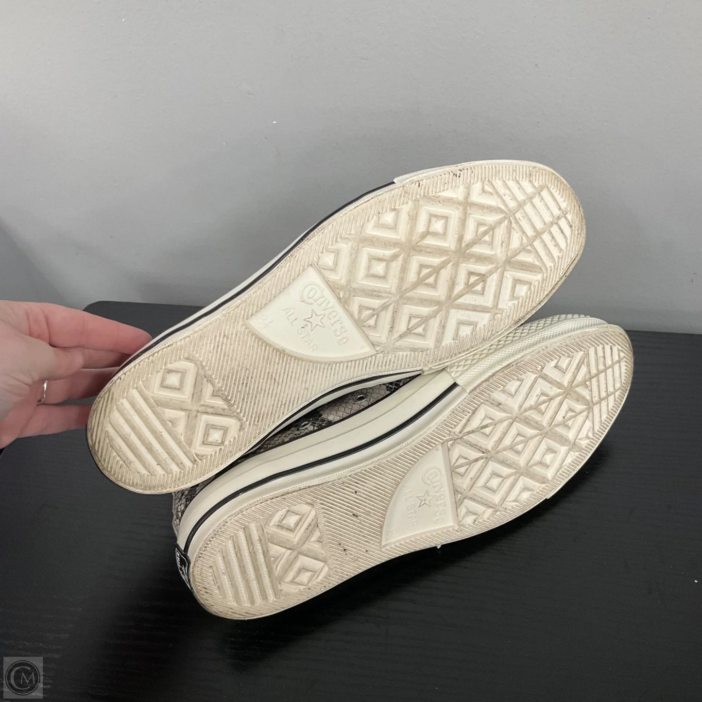 Shoes Flats By Converse In Animal Print, Size: 10.5