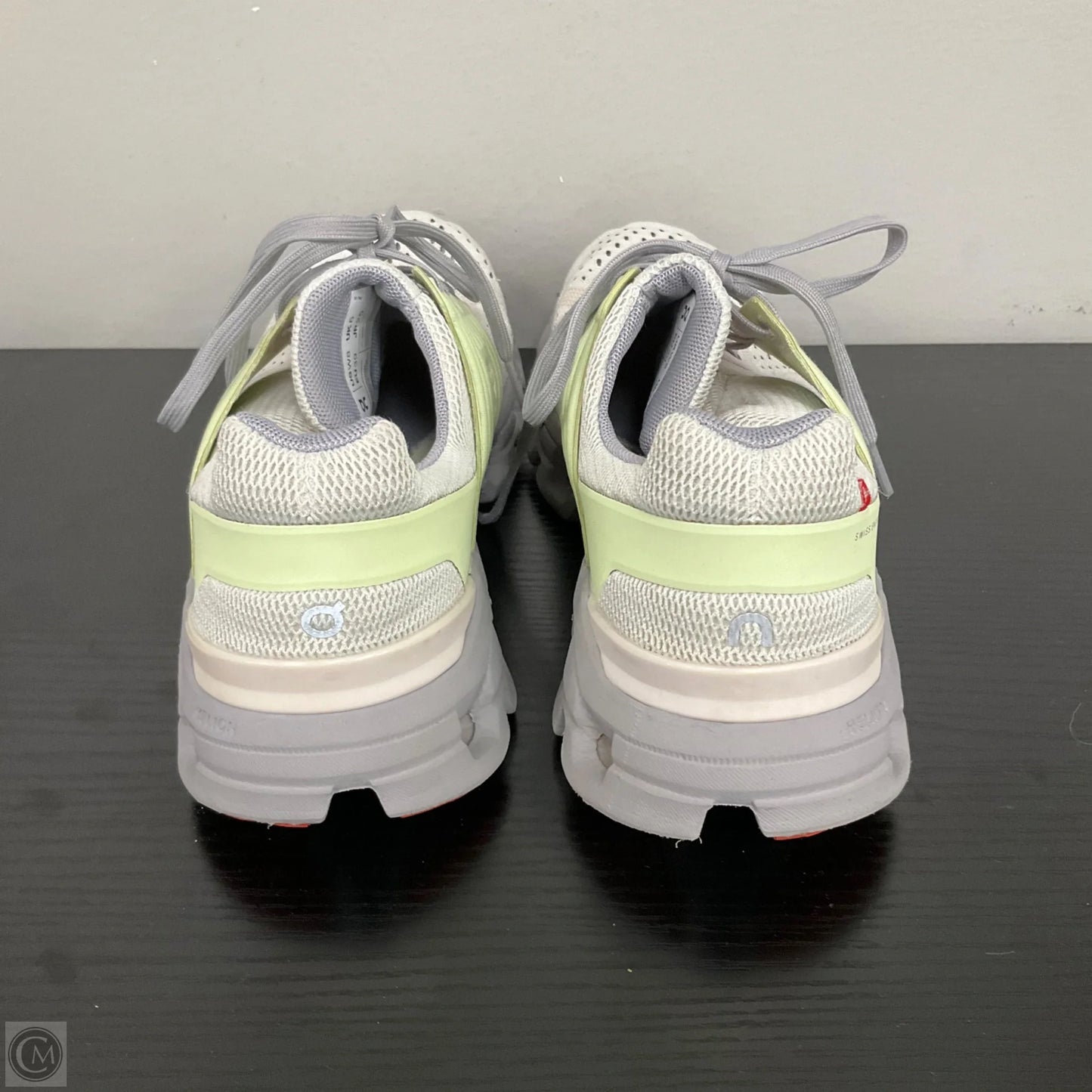 Shoes Athletic By On In Green & Grey, Size: 8