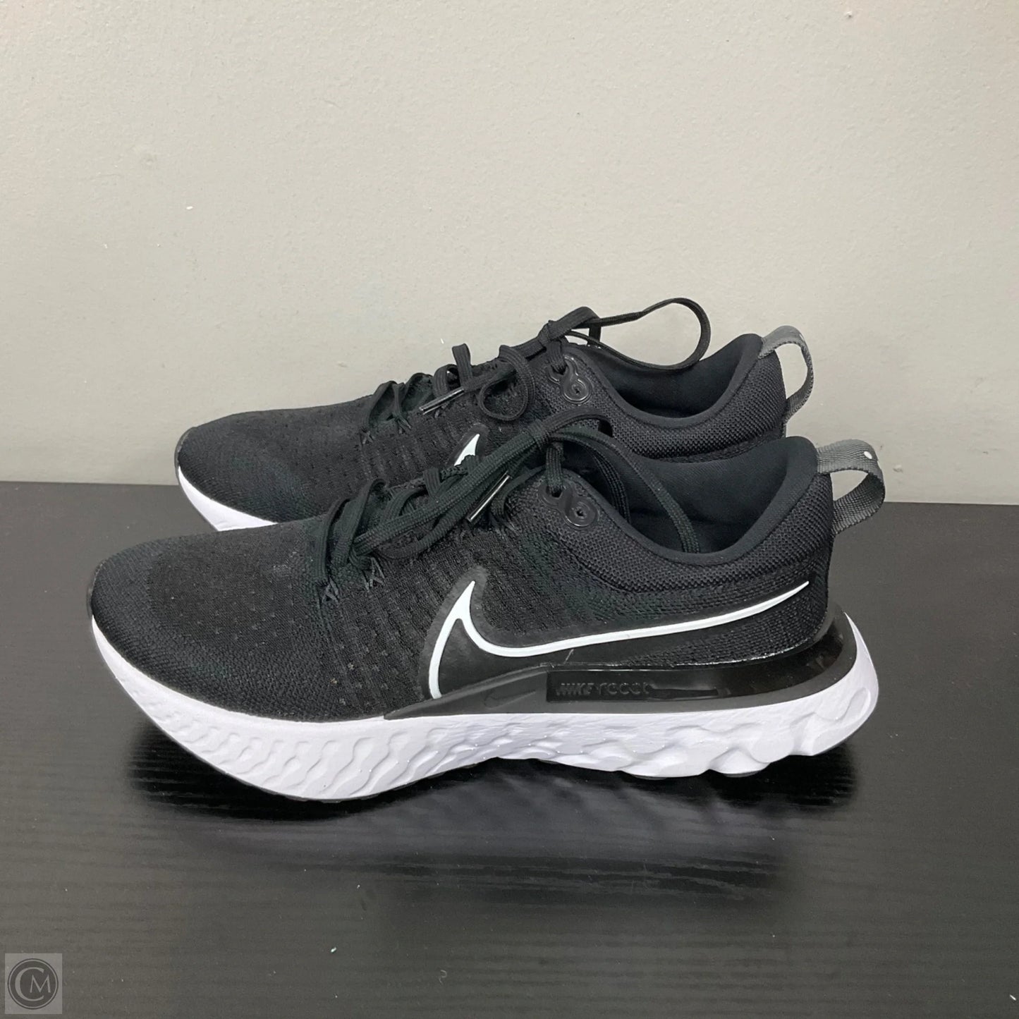 Shoes Athletic By Nike In Black & White, Size: 9