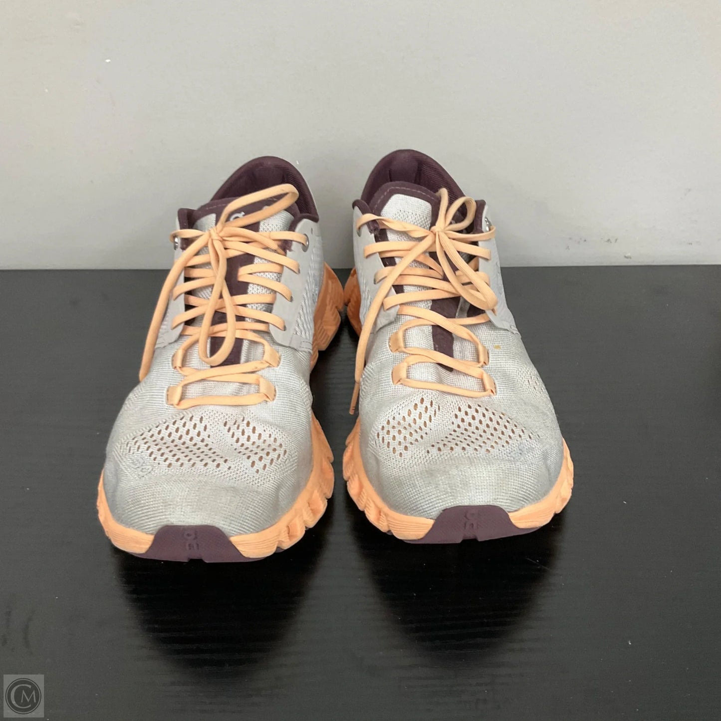 Shoes Athletic By On Cloud In Grey & Orange, Size: 8