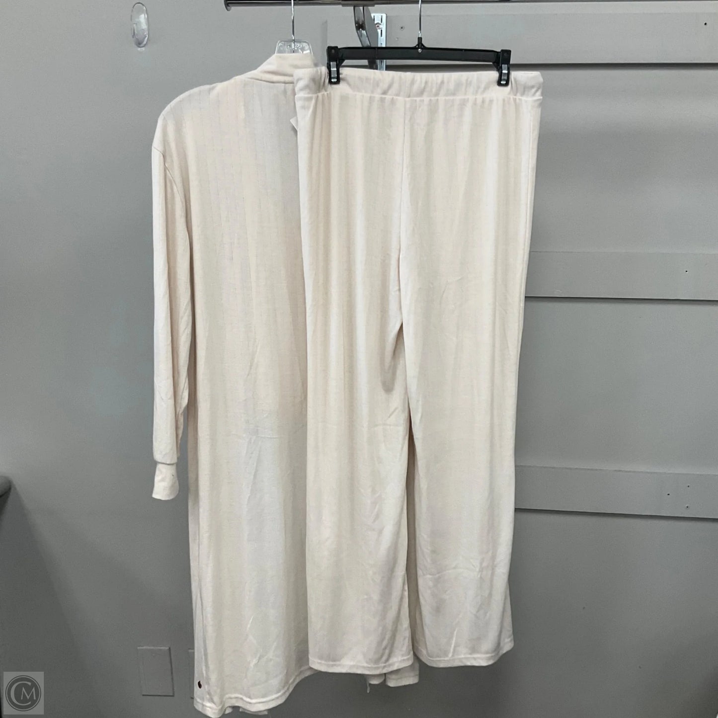 Pants Set 2pc By Danskin In Cream, Size: L
