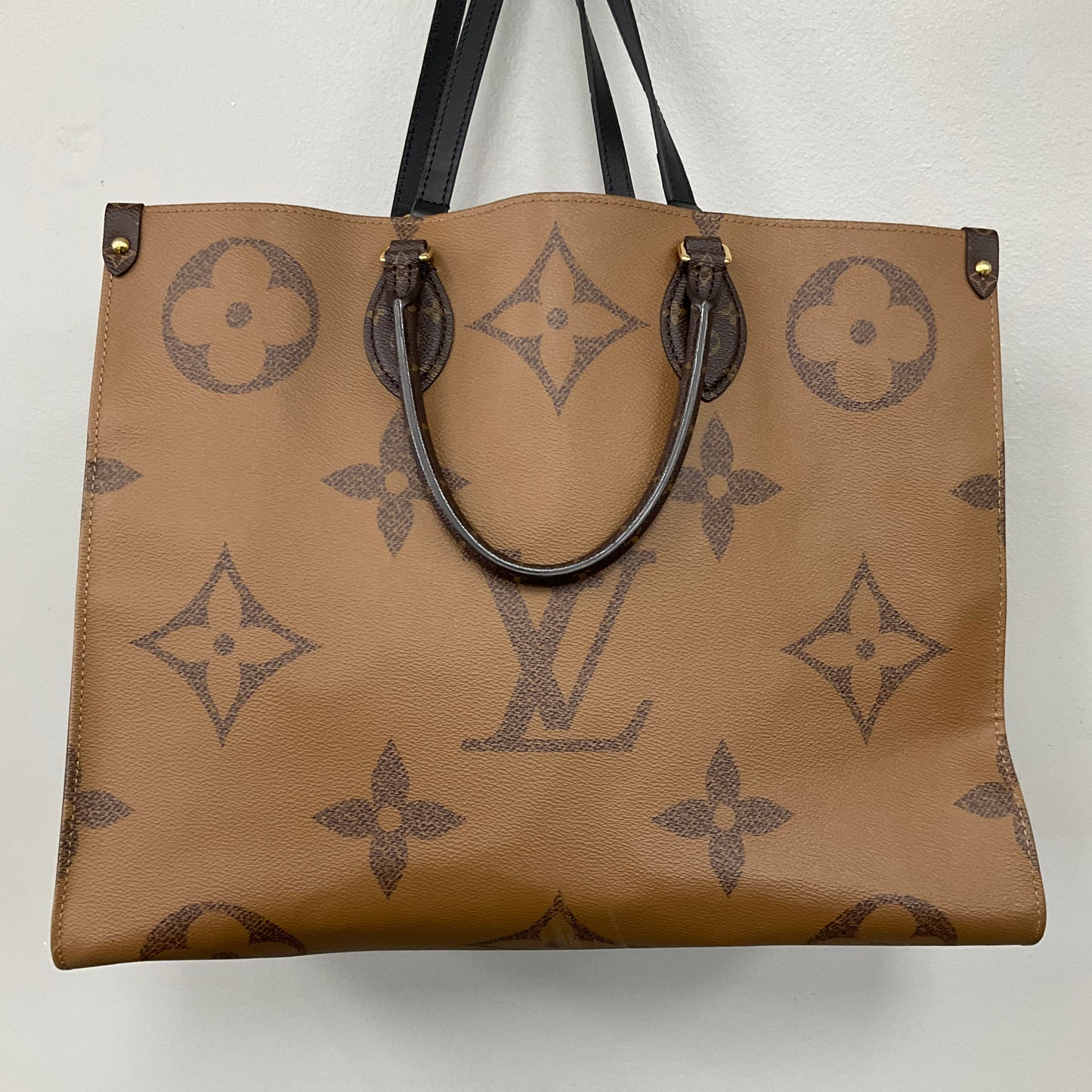 ONTHEGO Tote Luxury Designer By Louis Vuitton In Brown, Size:Large