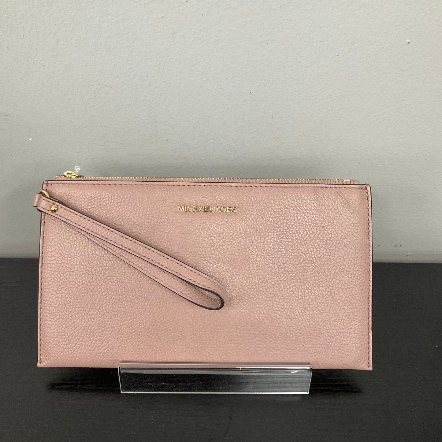 Wristlet Designer By Michael Kors In Pink, Size:Medium
