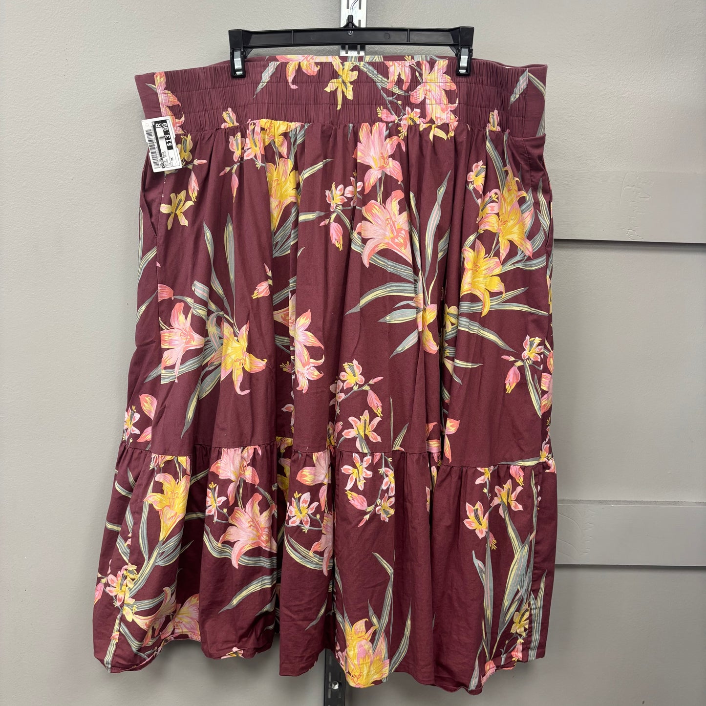 SKIRT MIDI by TORRID In FLORAL PRINT, Size: 2X