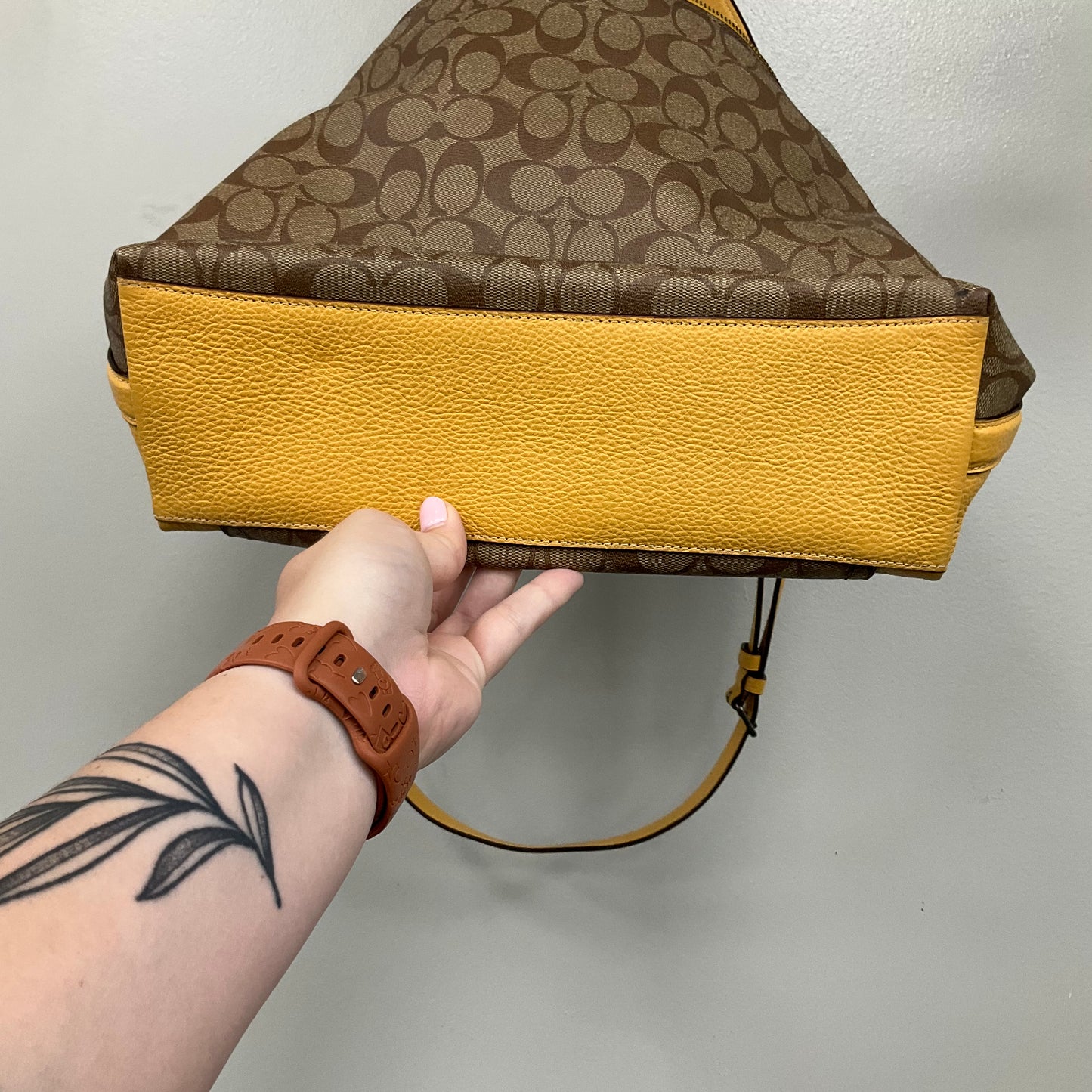 Handbag Designer By Coach In Yellow, Size:Large