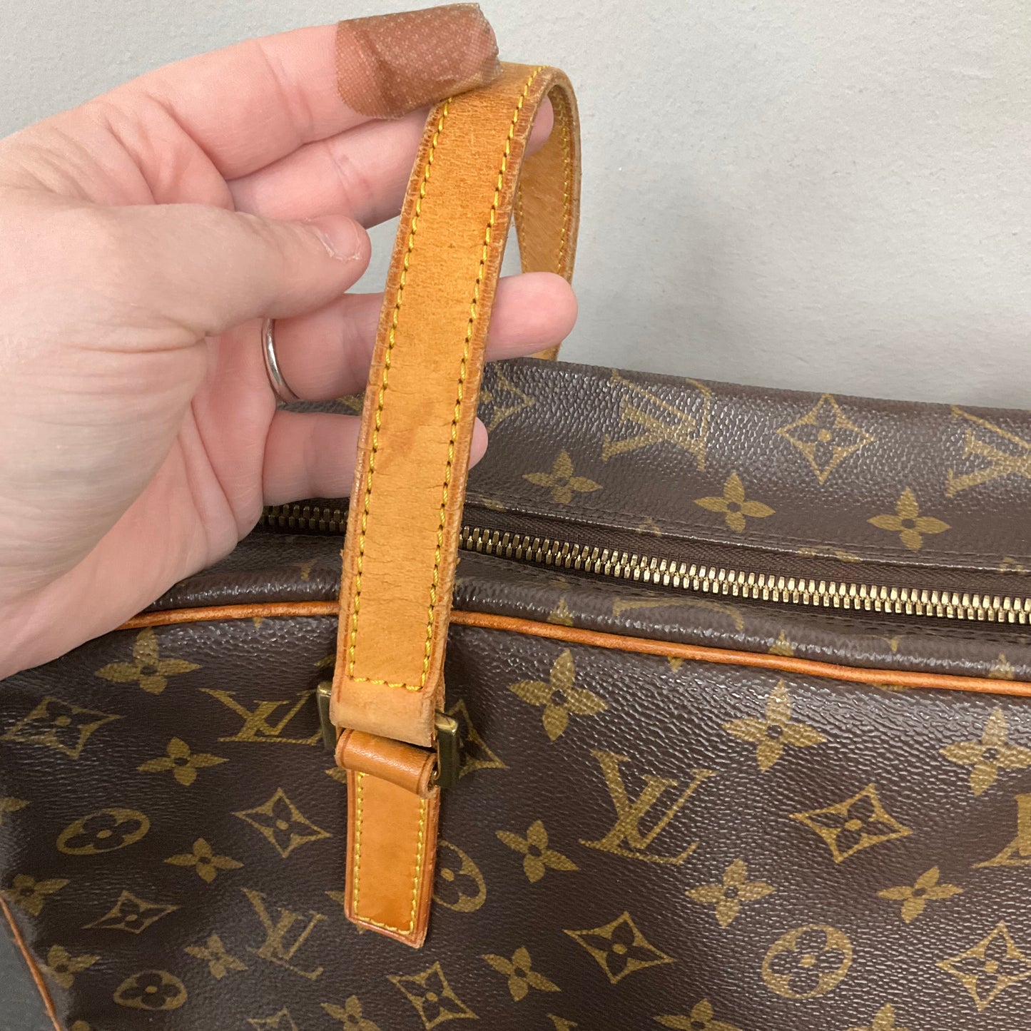 Handbag Luxury Designer By Louis Vuitton In Brown, Size:Medium