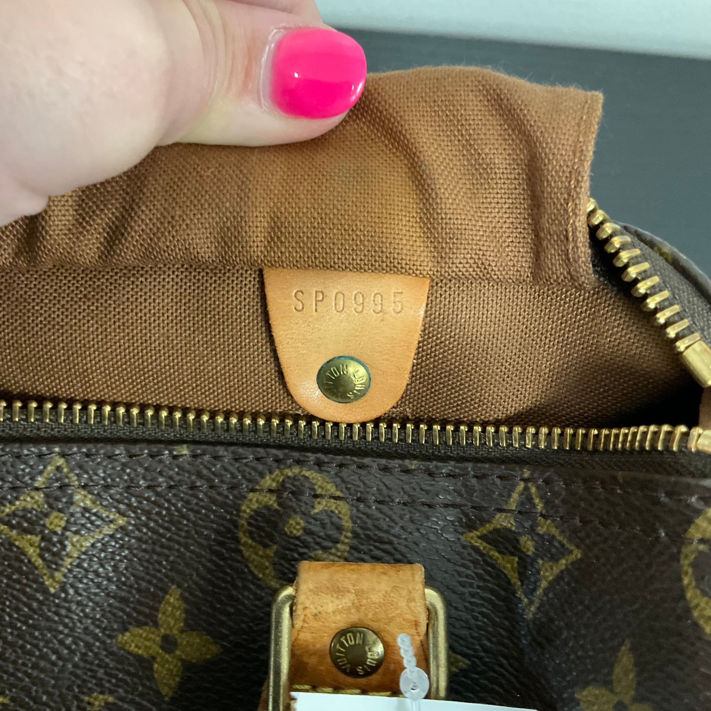 Handbag Luxury Designer By Louis Vuitton In Brown, Size:Small