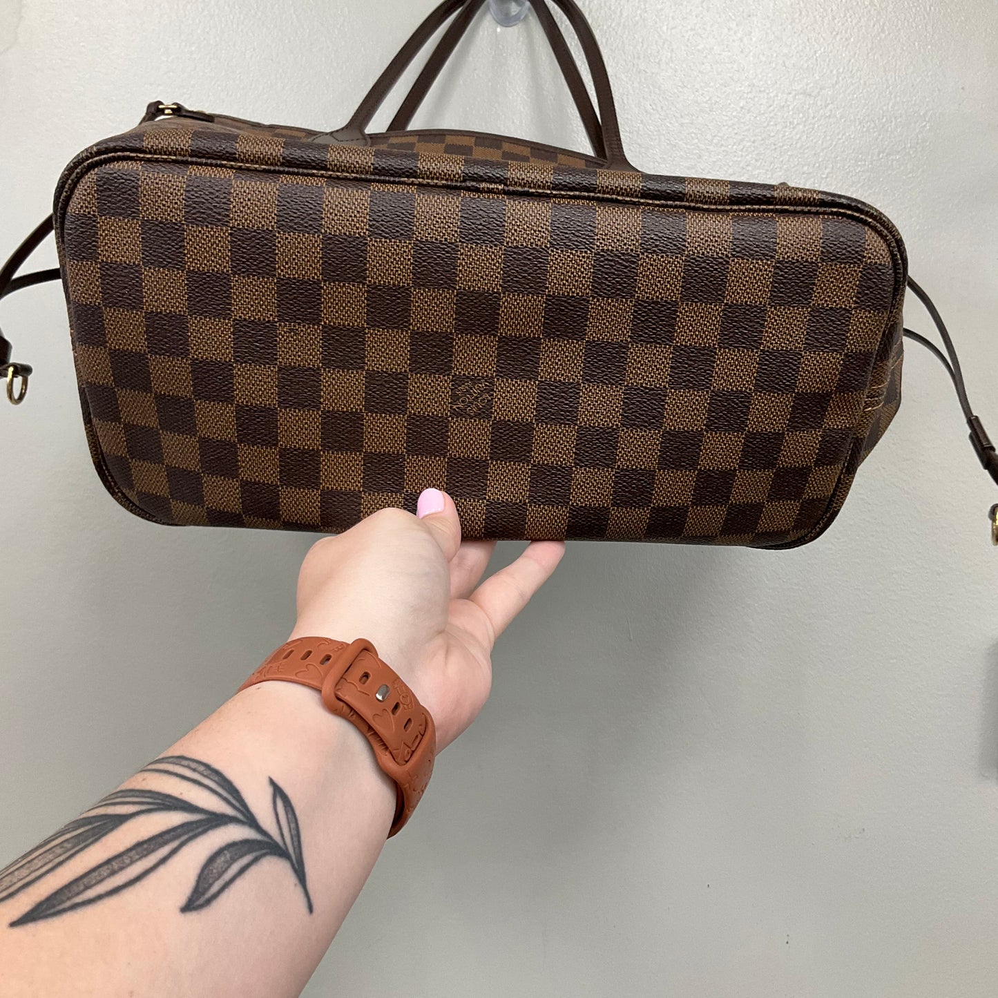 Handbag Luxury Designer By Louis Vuitton In Brown, Size:Medium