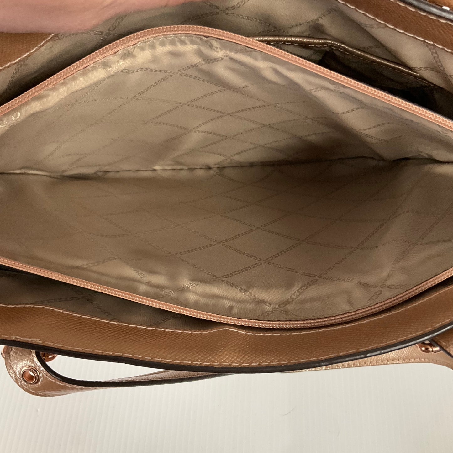 Handbag Designer By Michael Kors, Size: Large