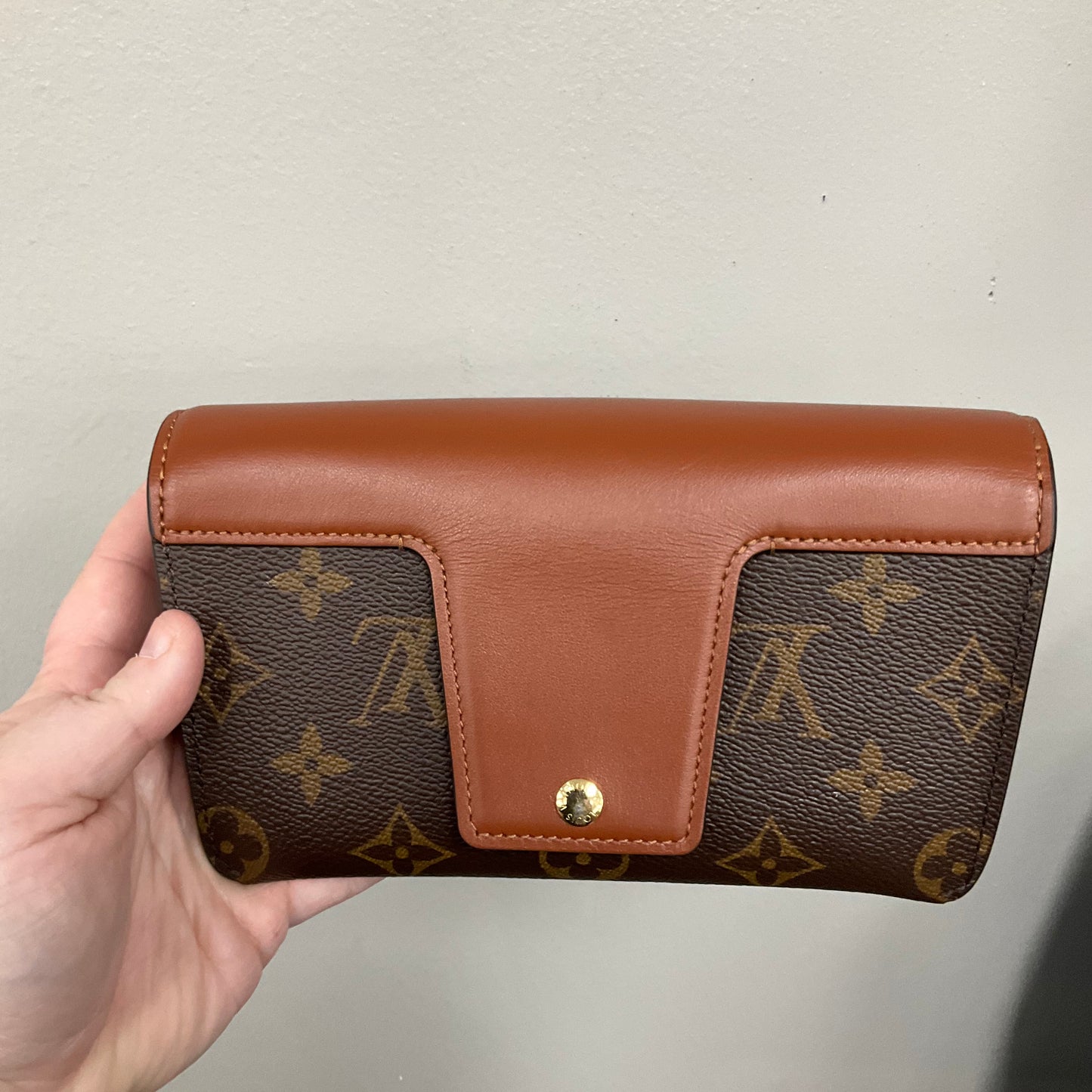 Padlock On Strap By Louis Vuitton In Brown, Size:Small