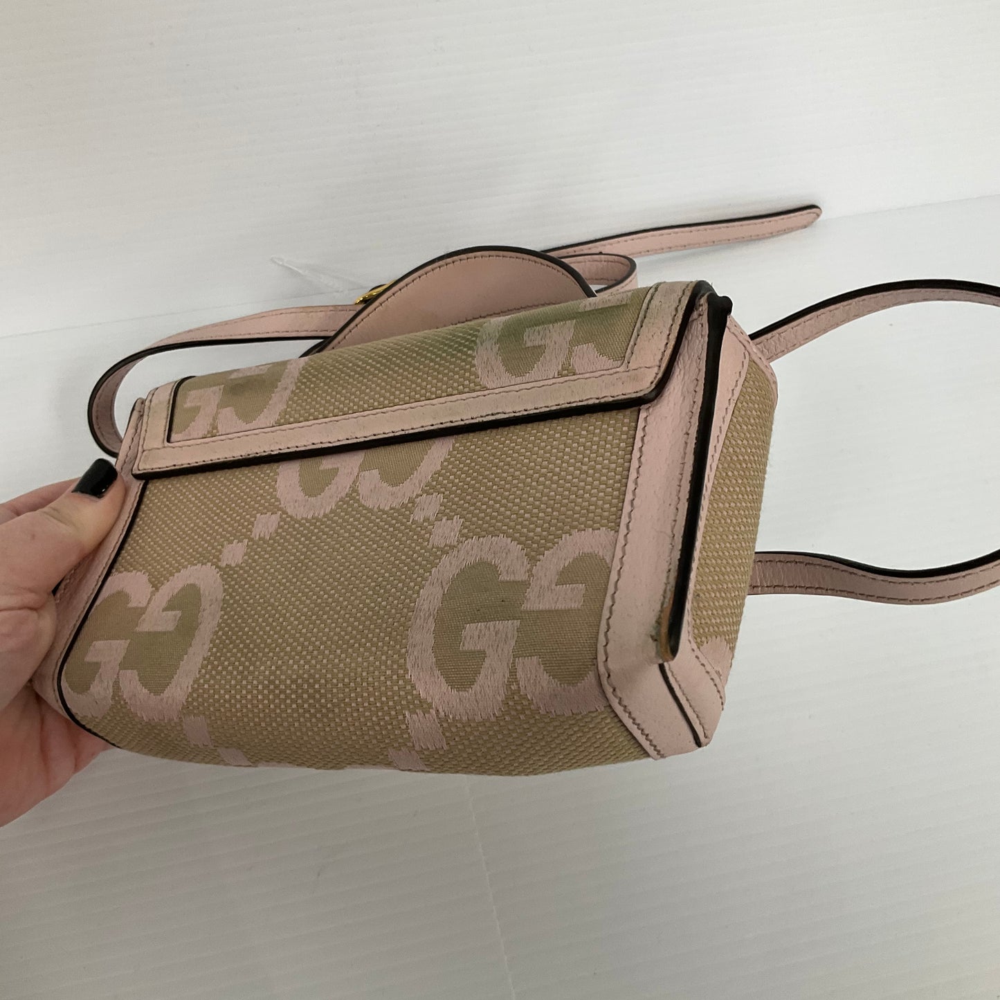 Crossbody Luxury Designer By Gucci, Size: Small