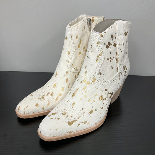 BOOTS WESTERN by DOLCE VITA In ANIMAL PRINT, Size: 10