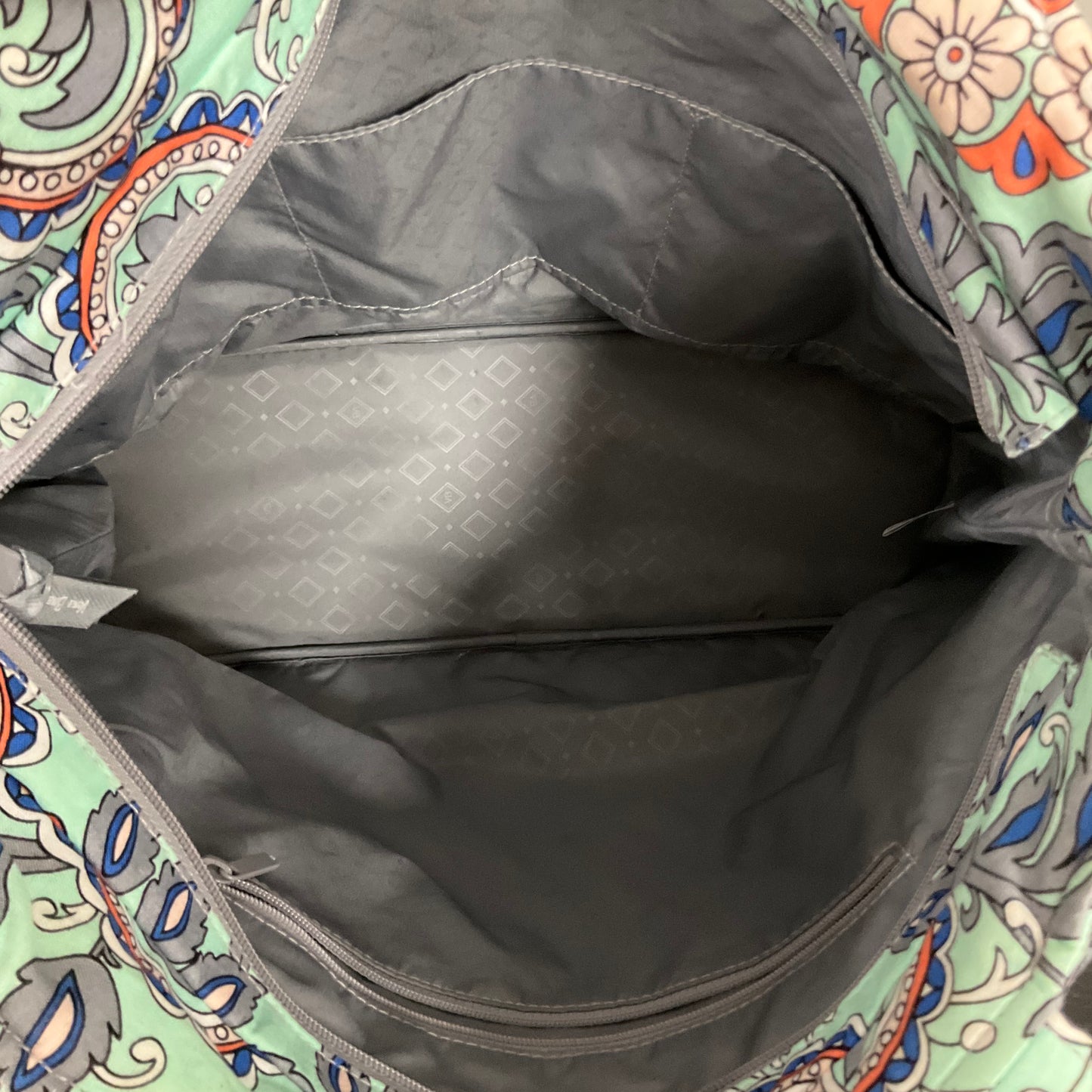 Handbag By Vera Bradley, Size: Medium