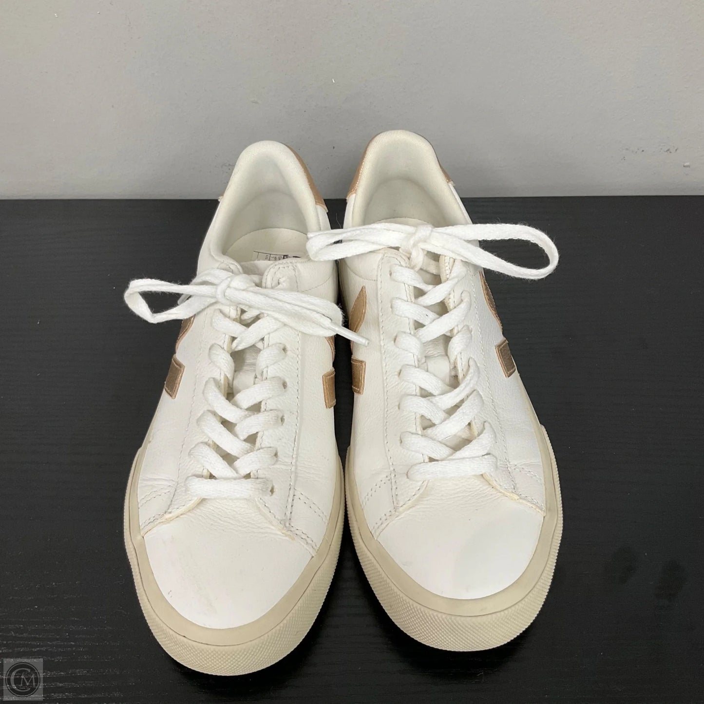 Shoes Sneakers By Veja In White, Size: 7.5