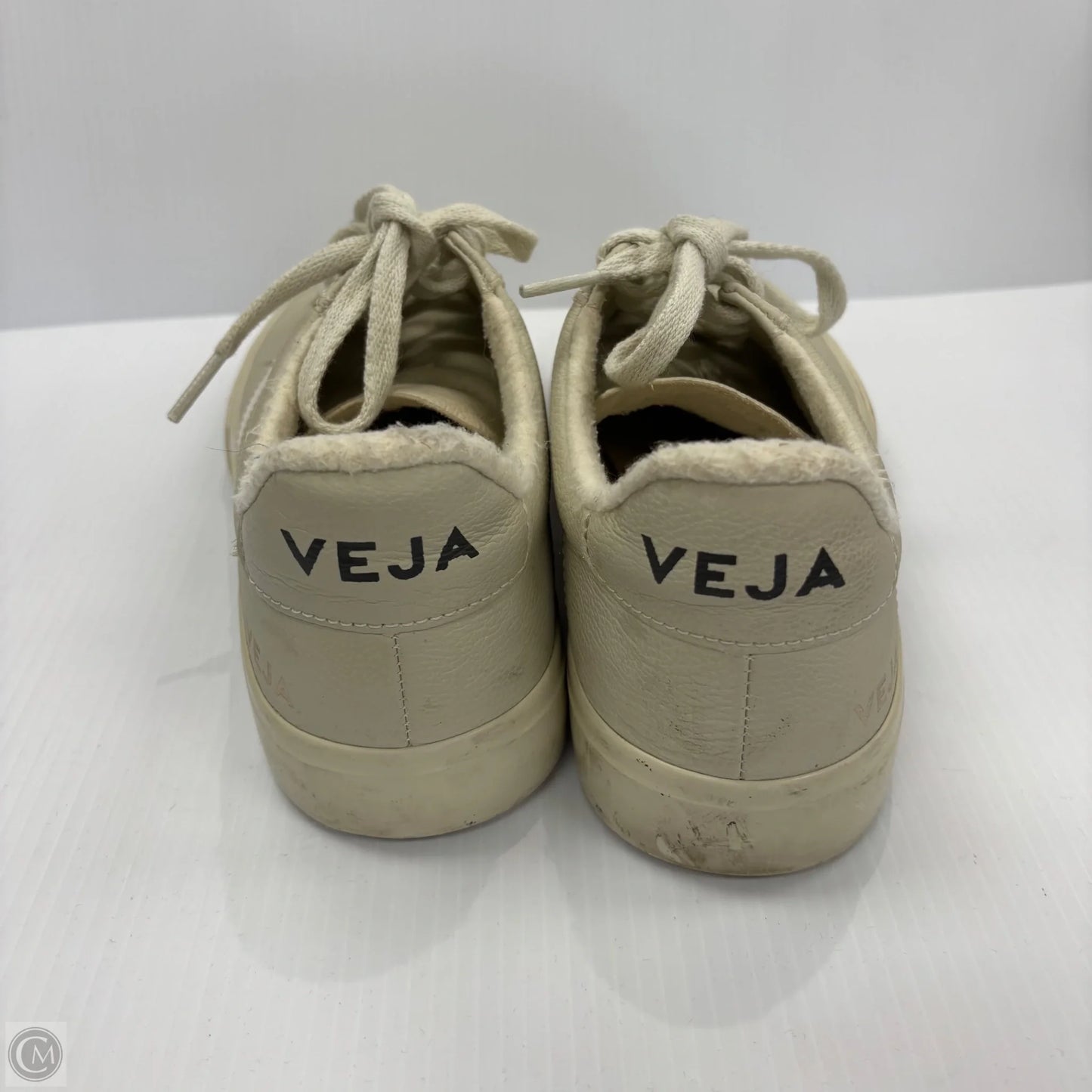 Shoes Sneakers By Veja In Cream, Size: 8