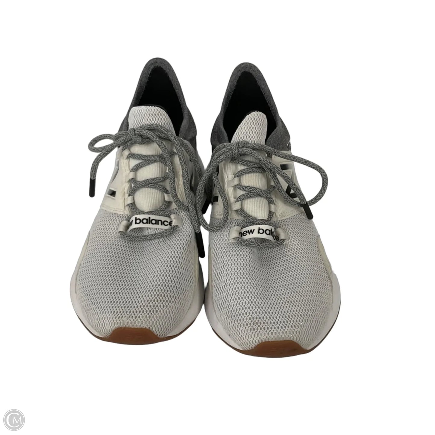 Shoes Athletic By New Balance In Grey & White, Size: 7.5