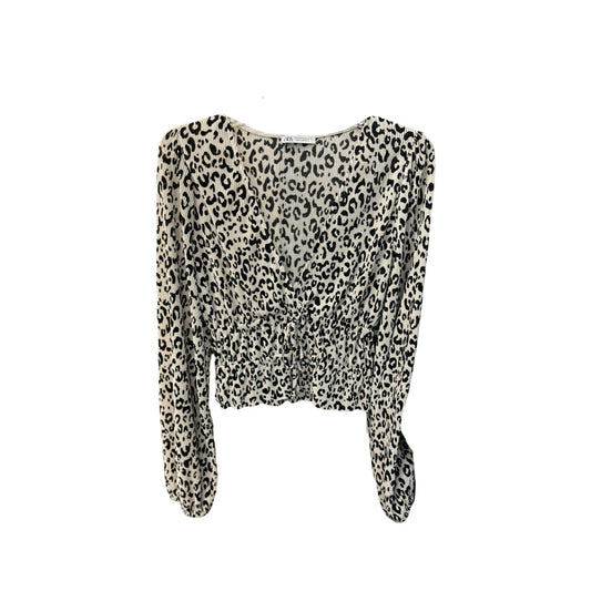 Top Long Sleeve By Zara In Animal Print, Size: M