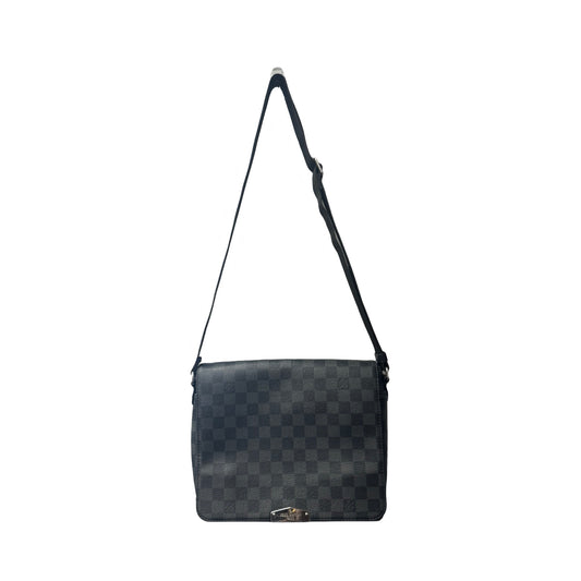 District Damier Graphite Checkered Pattern Crossbody Luxury Designer in Black By Louis Vuitton, Size: Medium