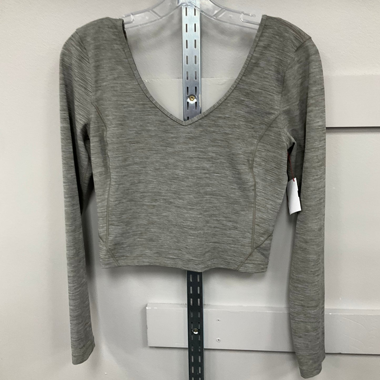 Athletic Top Long Sleeve Crewneck By Lululemon In Grey, Size: 8