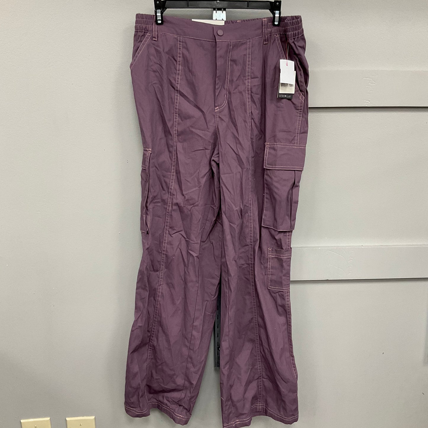 Pants Cargo & Utility By Ultra Flirt In Purple, Size: L