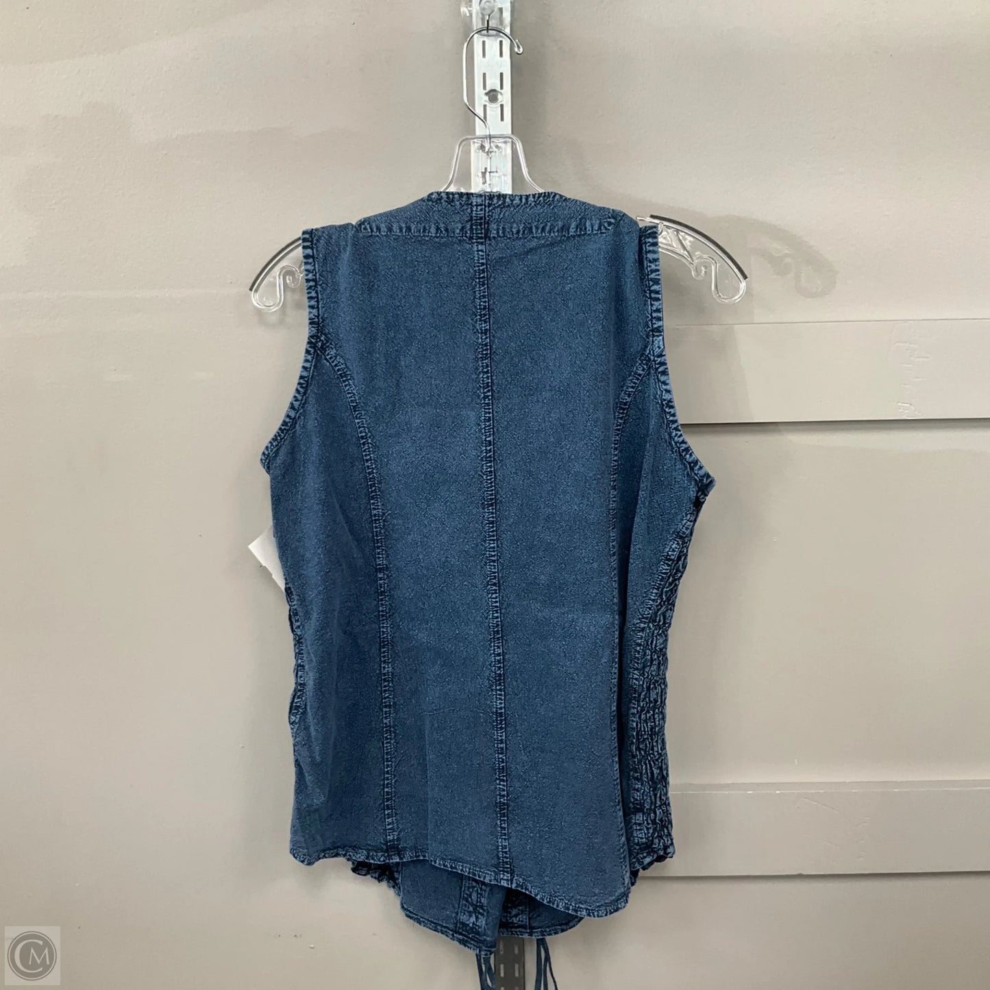 Top Sleeveless By Clothes Mentor In Blue Denim, Size: L