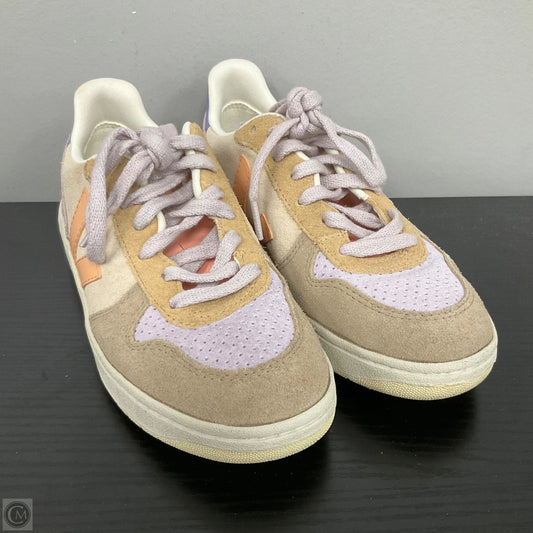 Shoes Sneakers By Veja In Multi-colored, Size: 5