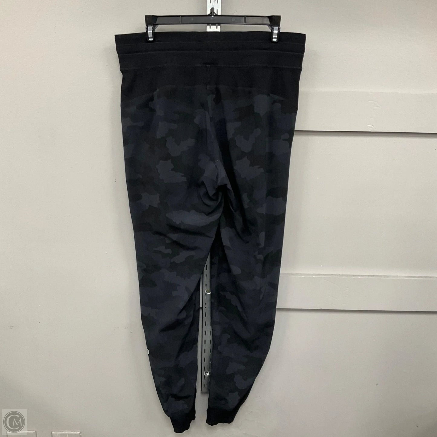 Pants Joggers By Lululemon In Camouflage Print, Size: 10