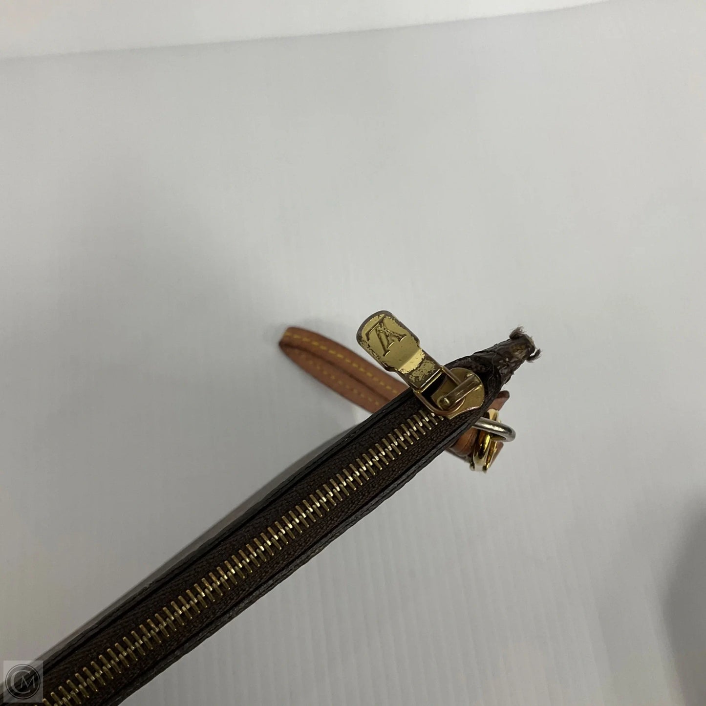 Wristlet Luxury Designer By Louis Vuitton, Size: Medium