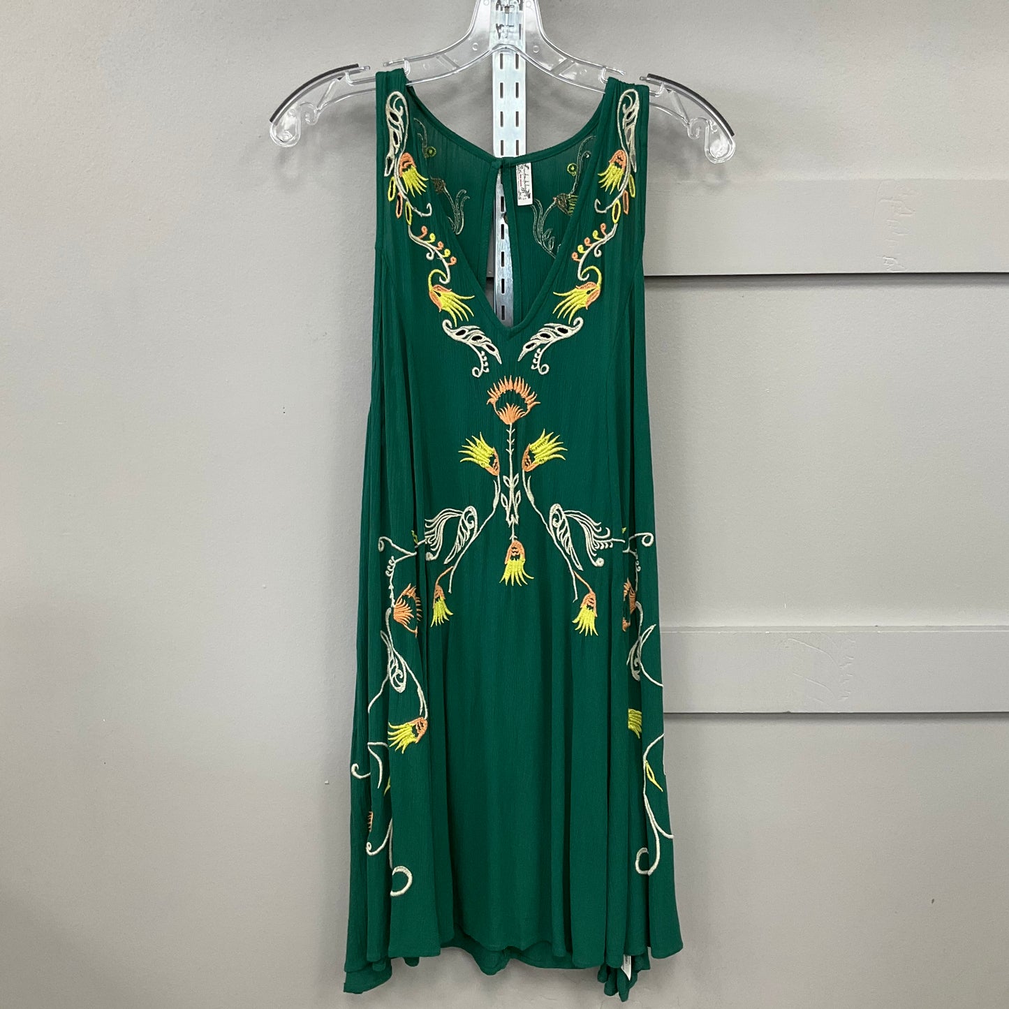 Dress Casual Short By Intimately Free People In Green, Size: S