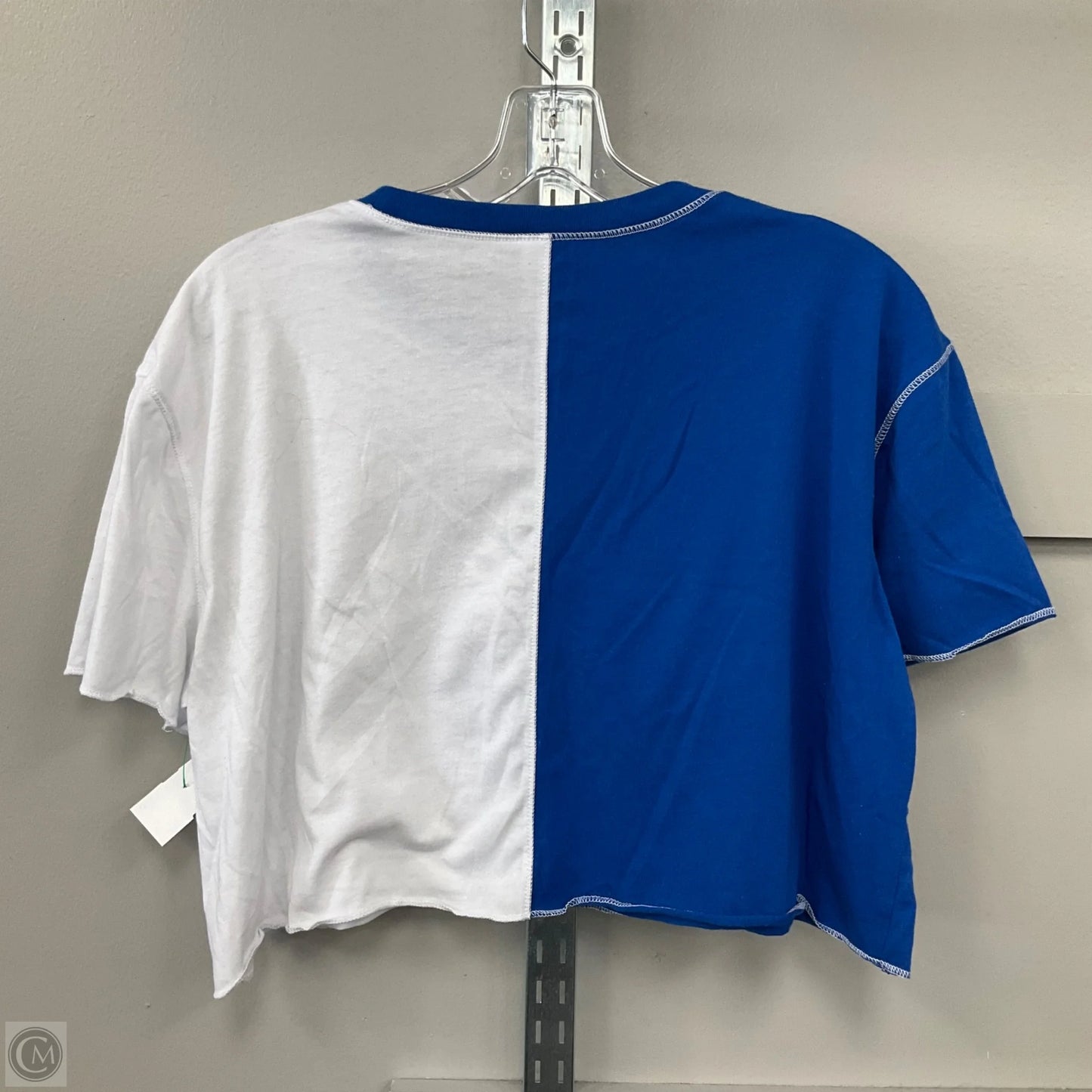 Top Short Sleeve Basic By Clothes Mentor In Blue, Size: M