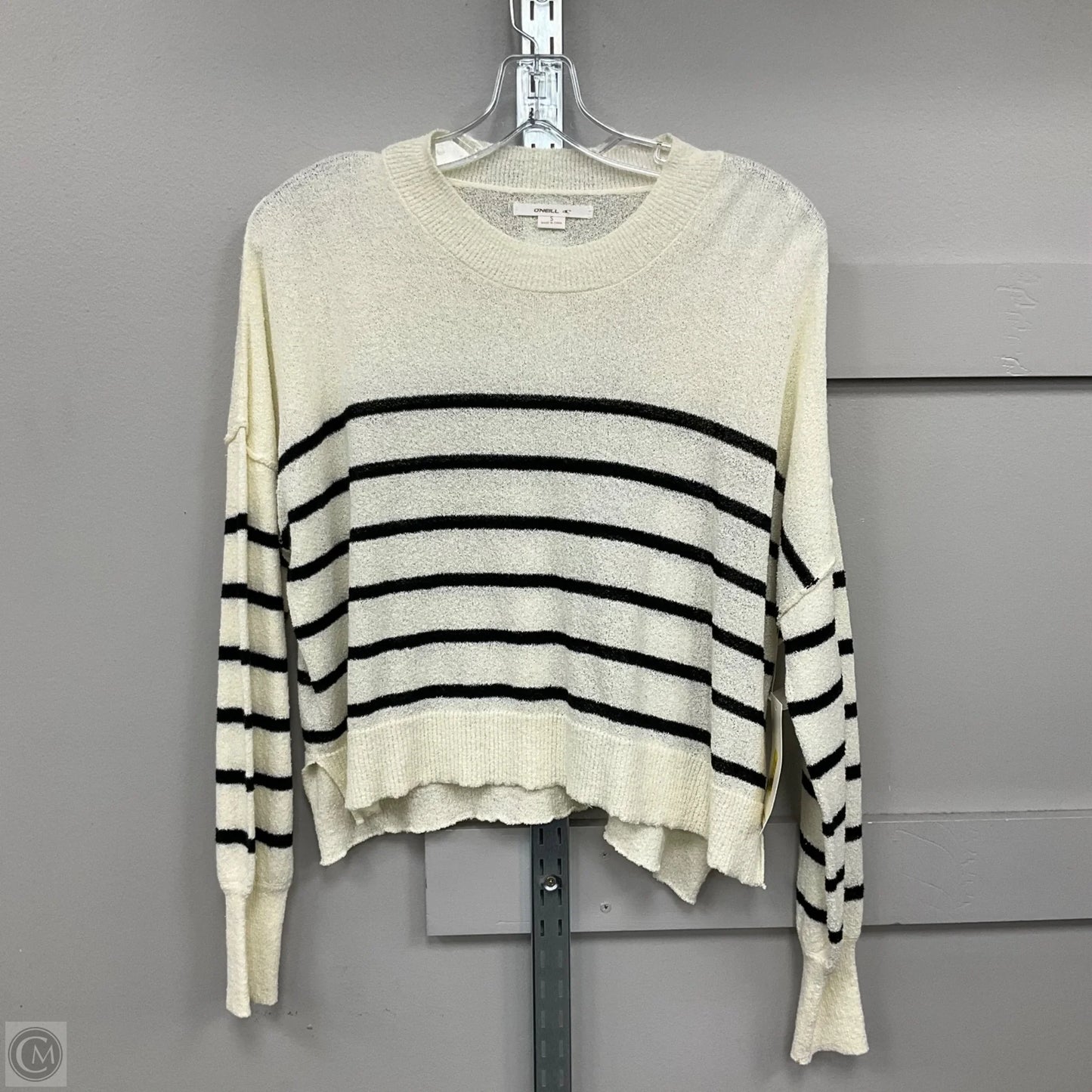 Top Long Sleeve By Oneill In Cream, Size: S